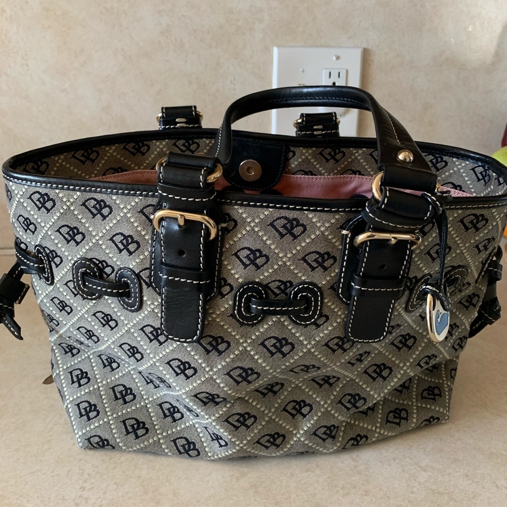 Dooney and Bourke Purse